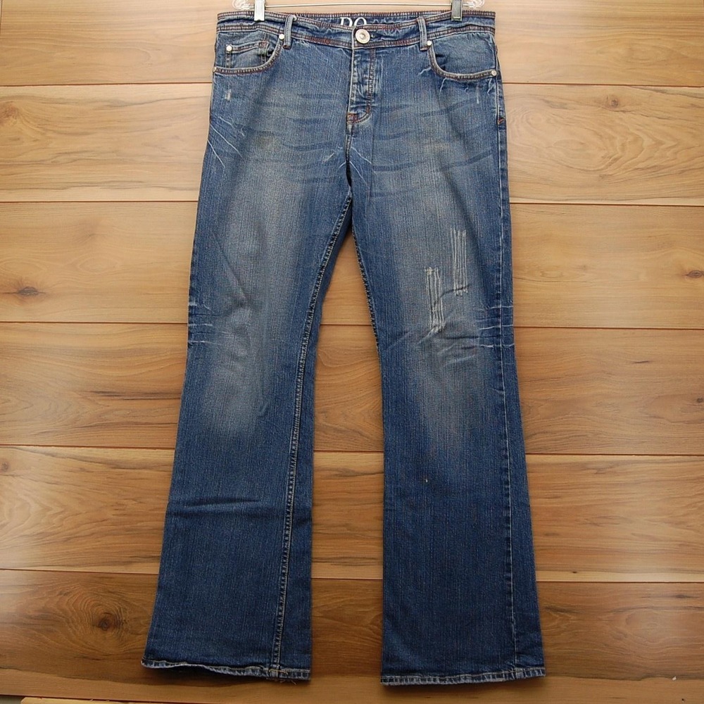 Do Denim Jeans Womens 32 Blue Bootcut Button Fly Distressed Embroidered‎ Pockets